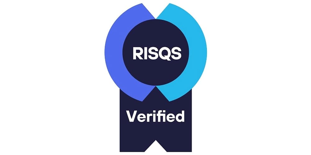 logo boxed risqs logo 2022
